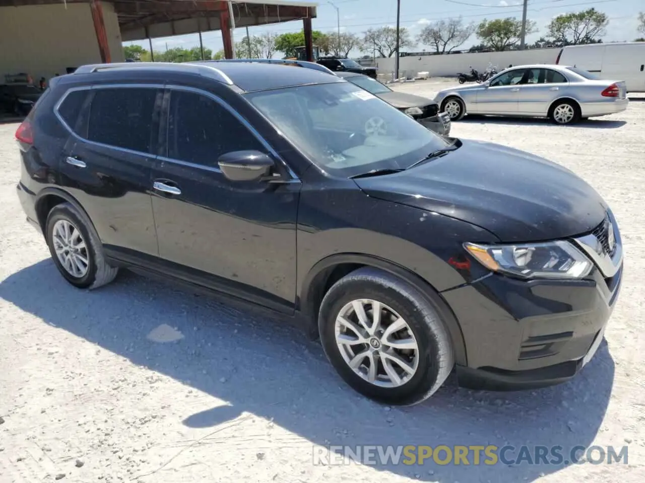 4 Photograph of a damaged car KNMAT2MT2KP513627 NISSAN ROGUE 2019