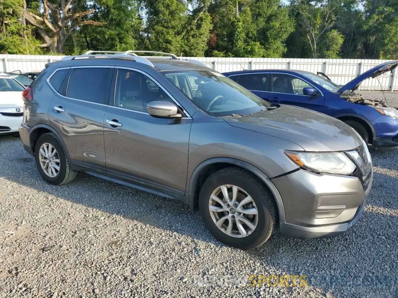 4 Photograph of a damaged car KNMAT2MT2KP516415 NISSAN ROGUE 2019