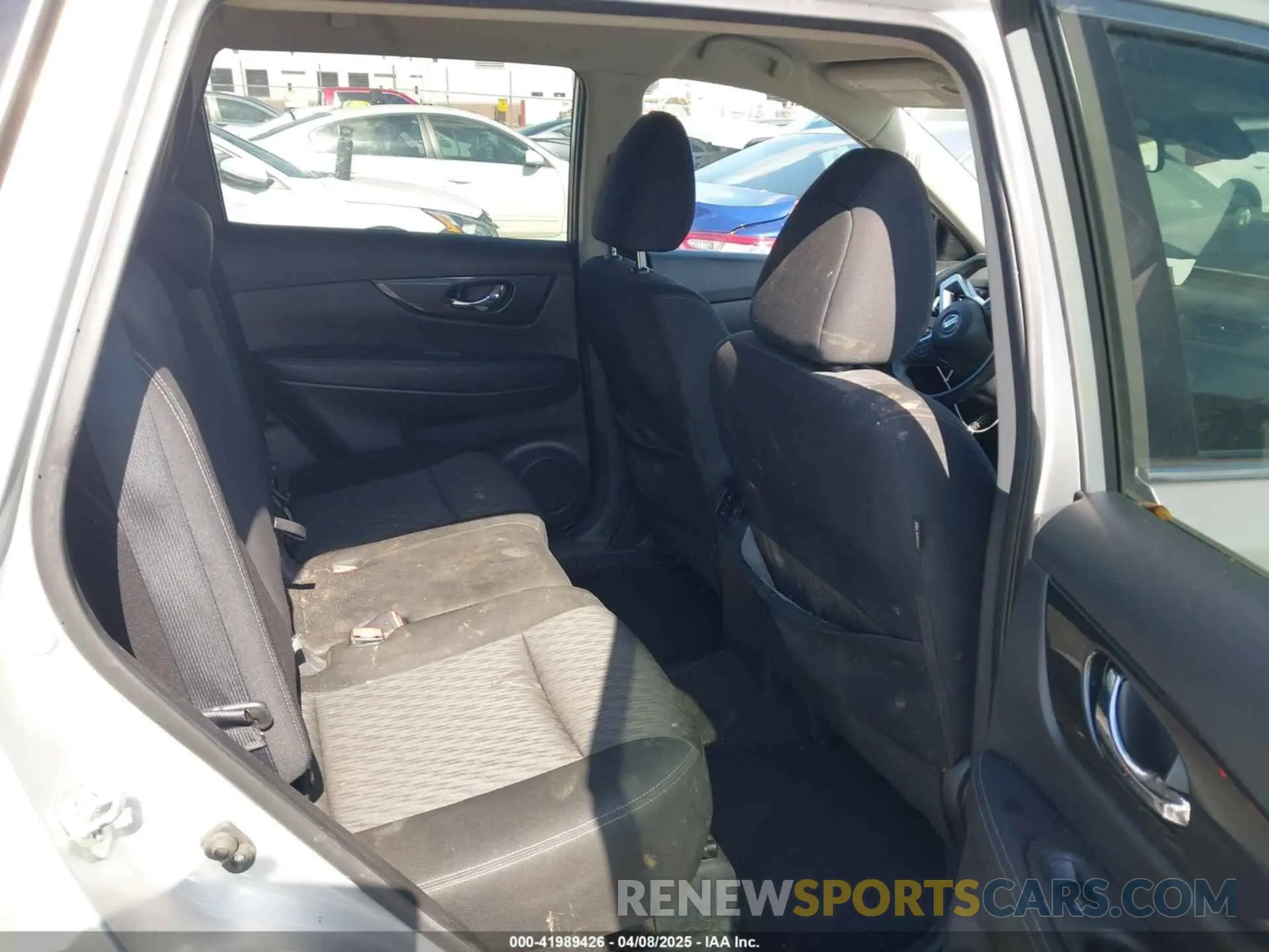 8 Photograph of a damaged car KNMAT2MT2KP530752 NISSAN ROGUE 2019
