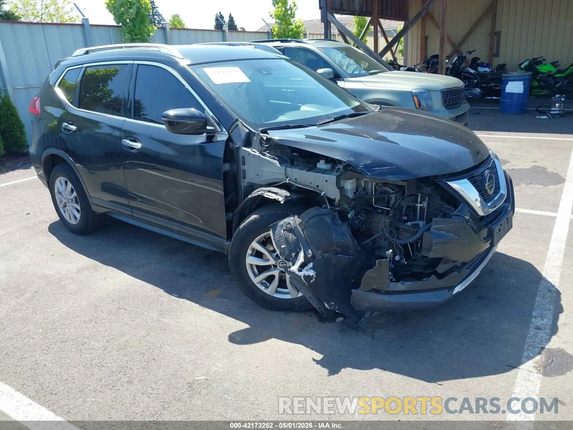 1 Photograph of a damaged car KNMAT2MT2KP560575 NISSAN ROGUE 2019