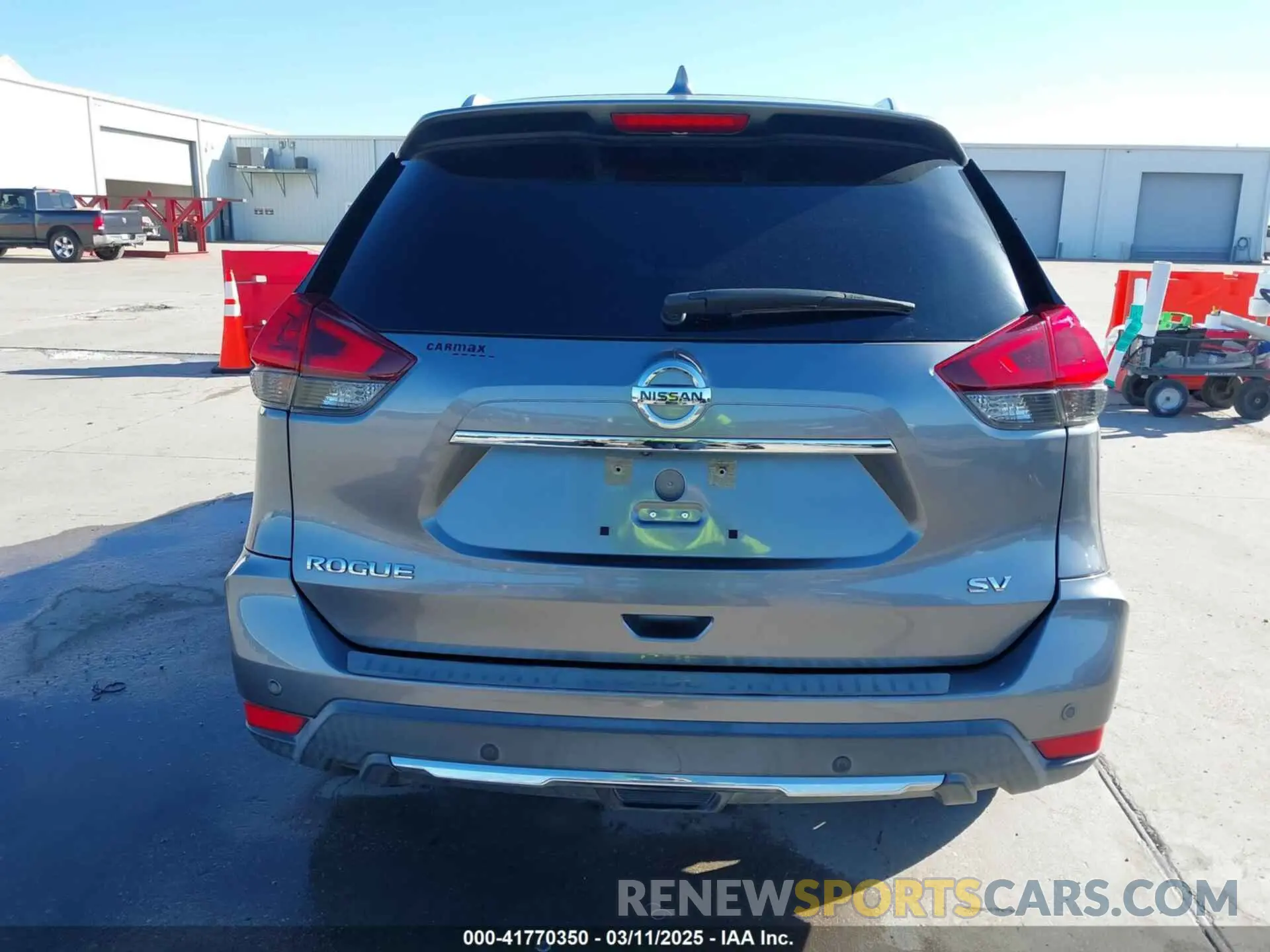 17 Photograph of a damaged car KNMAT2MT3KP525060 NISSAN ROGUE 2019