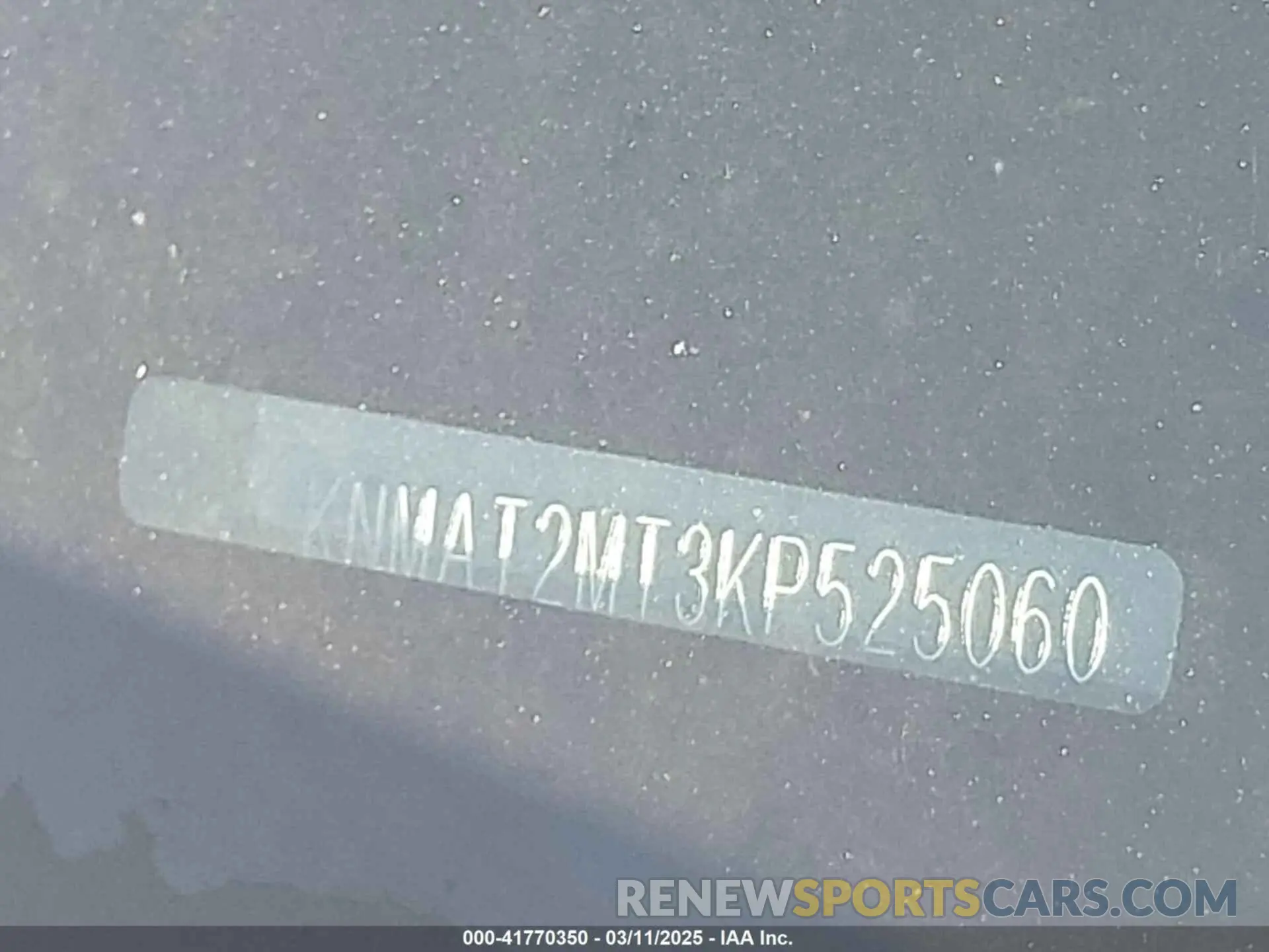 18 Photograph of a damaged car KNMAT2MT3KP525060 NISSAN ROGUE 2019