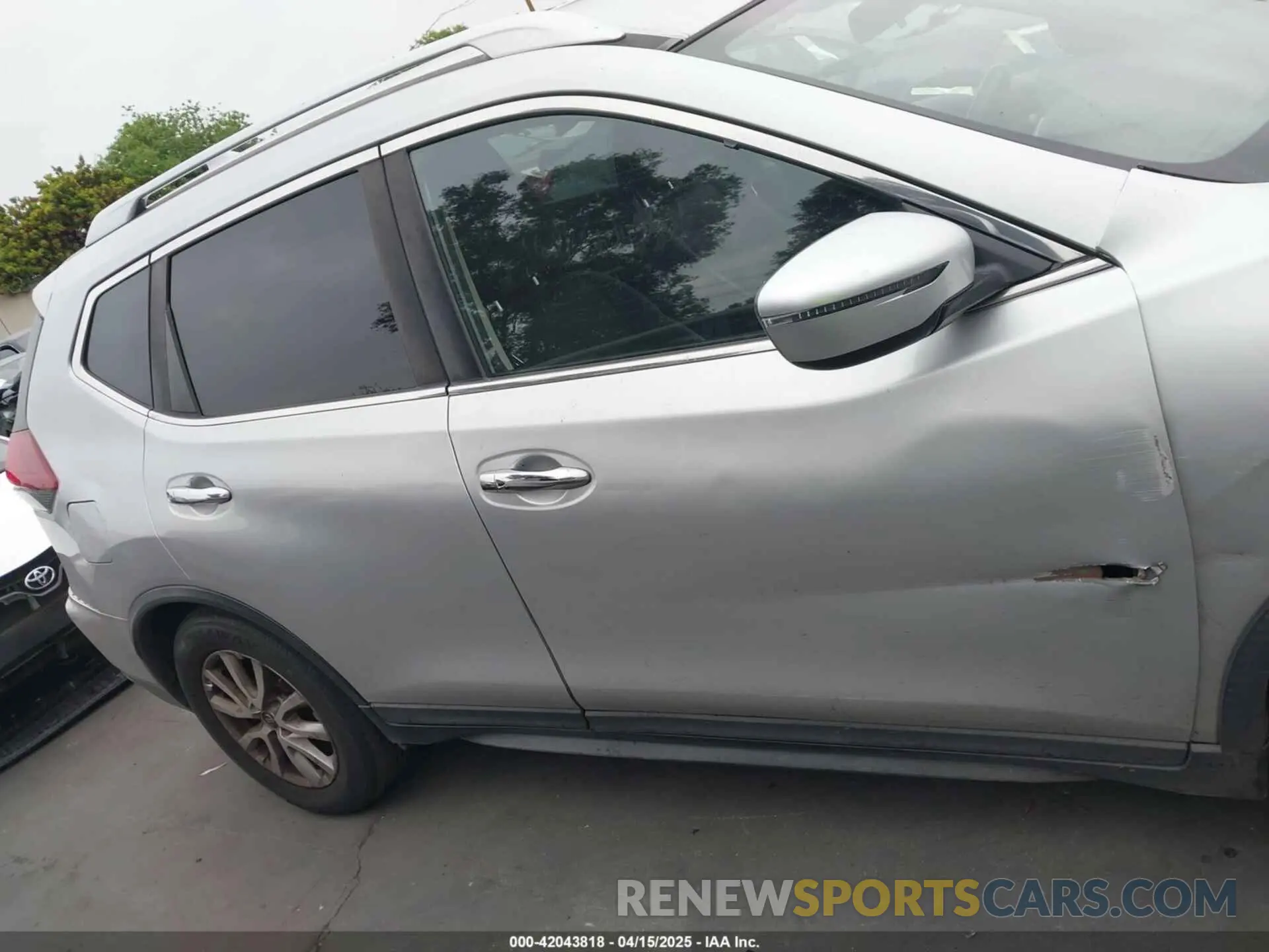 14 Photograph of a damaged car KNMAT2MT3KP531635 NISSAN ROGUE 2019