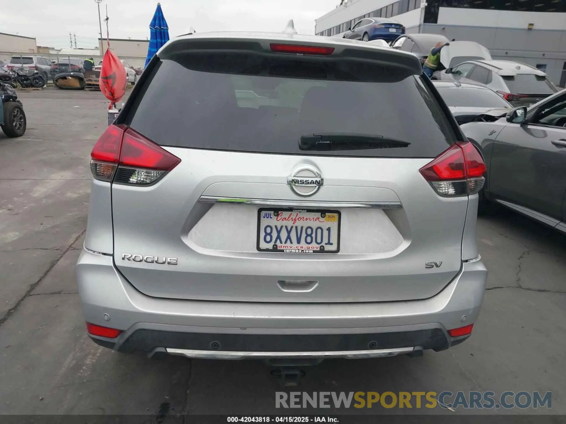17 Photograph of a damaged car KNMAT2MT3KP531635 NISSAN ROGUE 2019