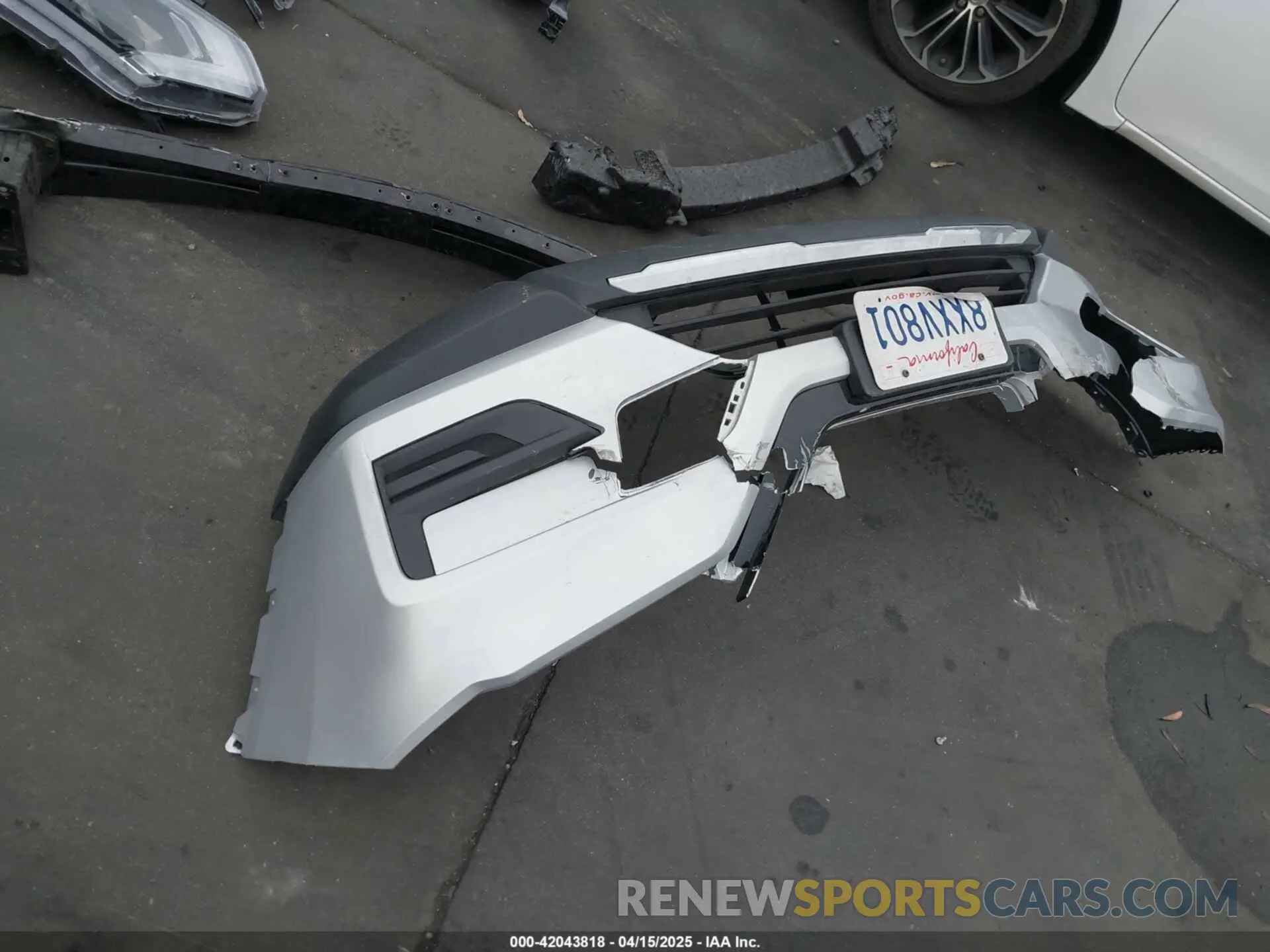 19 Photograph of a damaged car KNMAT2MT3KP531635 NISSAN ROGUE 2019