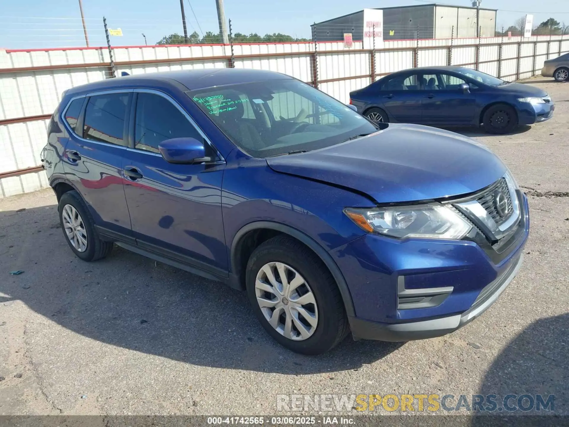 1 Photograph of a damaged car KNMAT2MT3KP543719 NISSAN ROGUE 2019