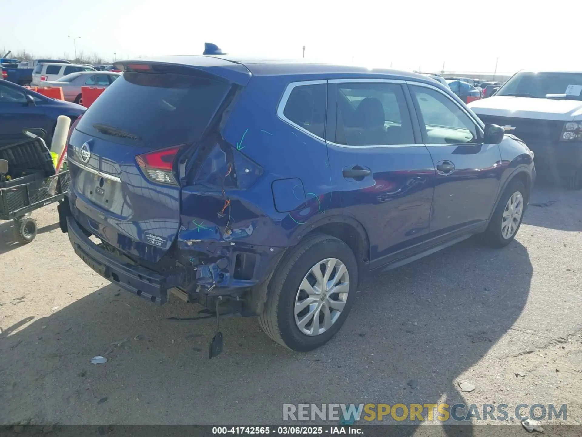 4 Photograph of a damaged car KNMAT2MT3KP543719 NISSAN ROGUE 2019