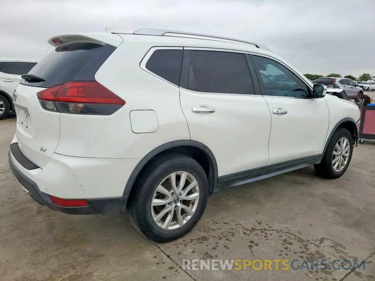 3 Photograph of a damaged car KNMAT2MT4KP525164 NISSAN ROGUE 2019