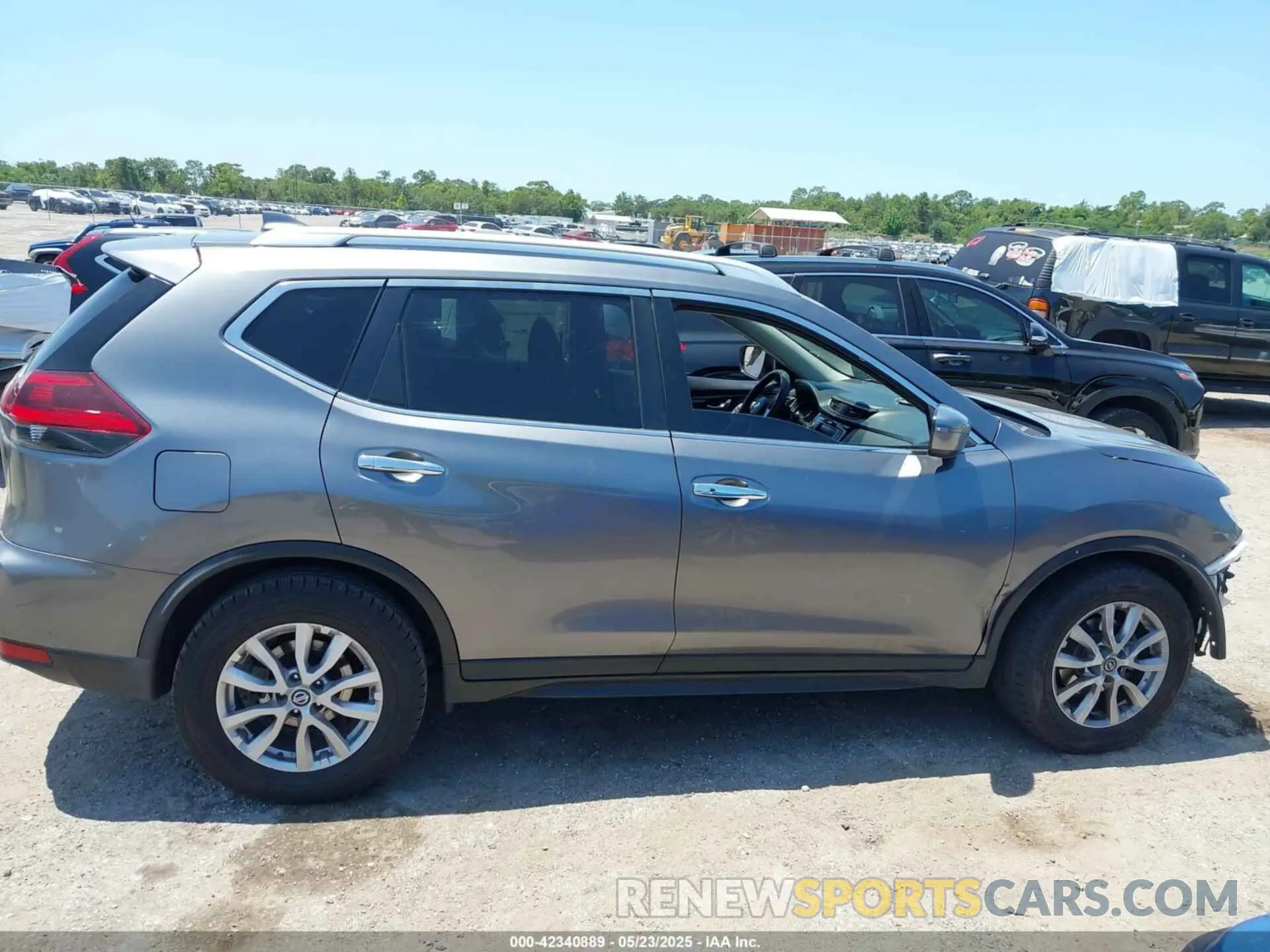 13 Photograph of a damaged car KNMAT2MT4KP556656 NISSAN ROGUE 2019