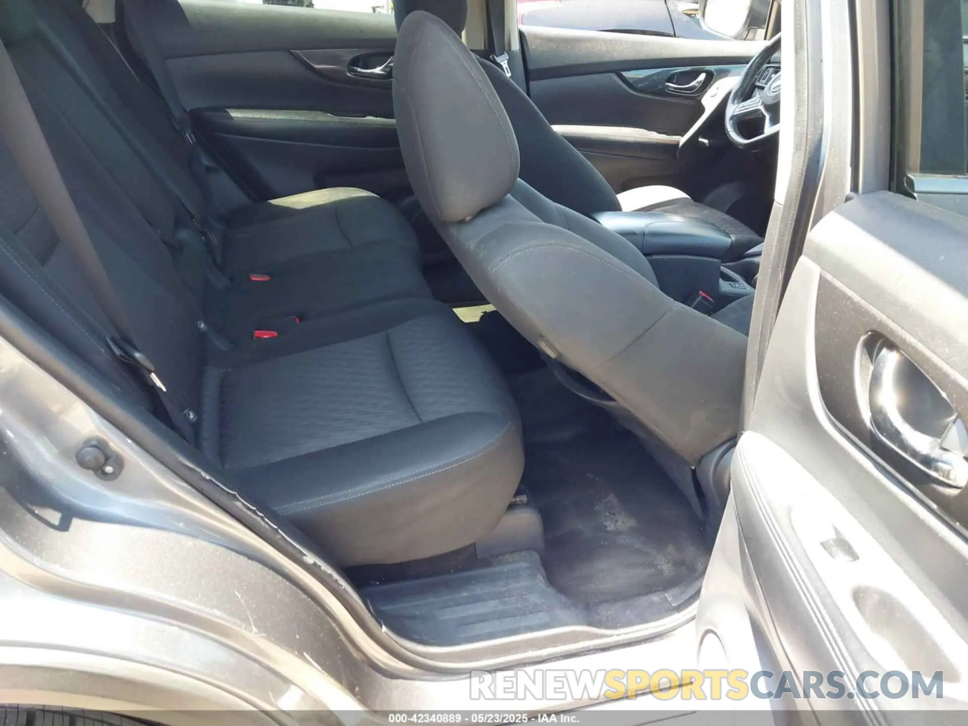 8 Photograph of a damaged car KNMAT2MT4KP556656 NISSAN ROGUE 2019