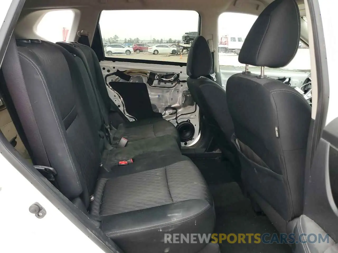 10 Photograph of a damaged car KNMAT2MT5KP510883 NISSAN ROGUE 2019