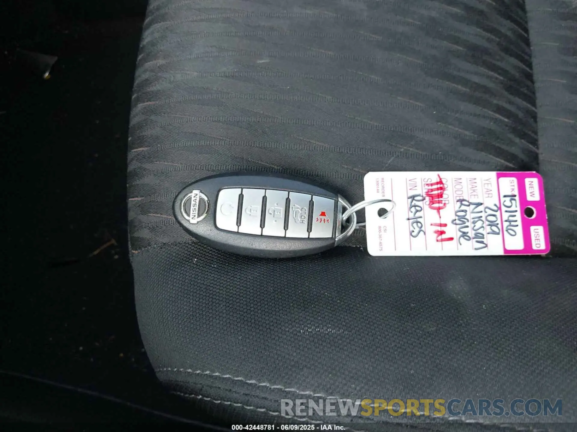 11 Photograph of a damaged car KNMAT2MT5KP517204 NISSAN ROGUE 2019