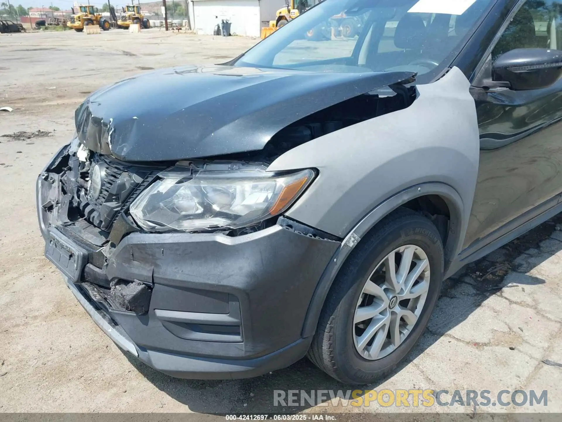 17 Photograph of a damaged car KNMAT2MT5KP529742 NISSAN ROGUE 2019
