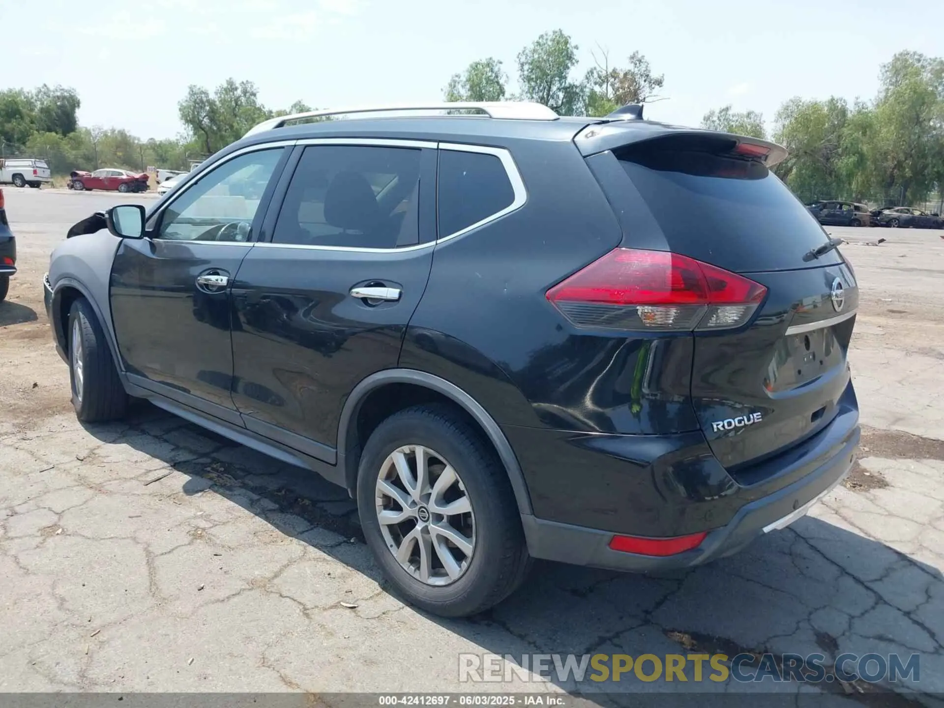 3 Photograph of a damaged car KNMAT2MT5KP529742 NISSAN ROGUE 2019