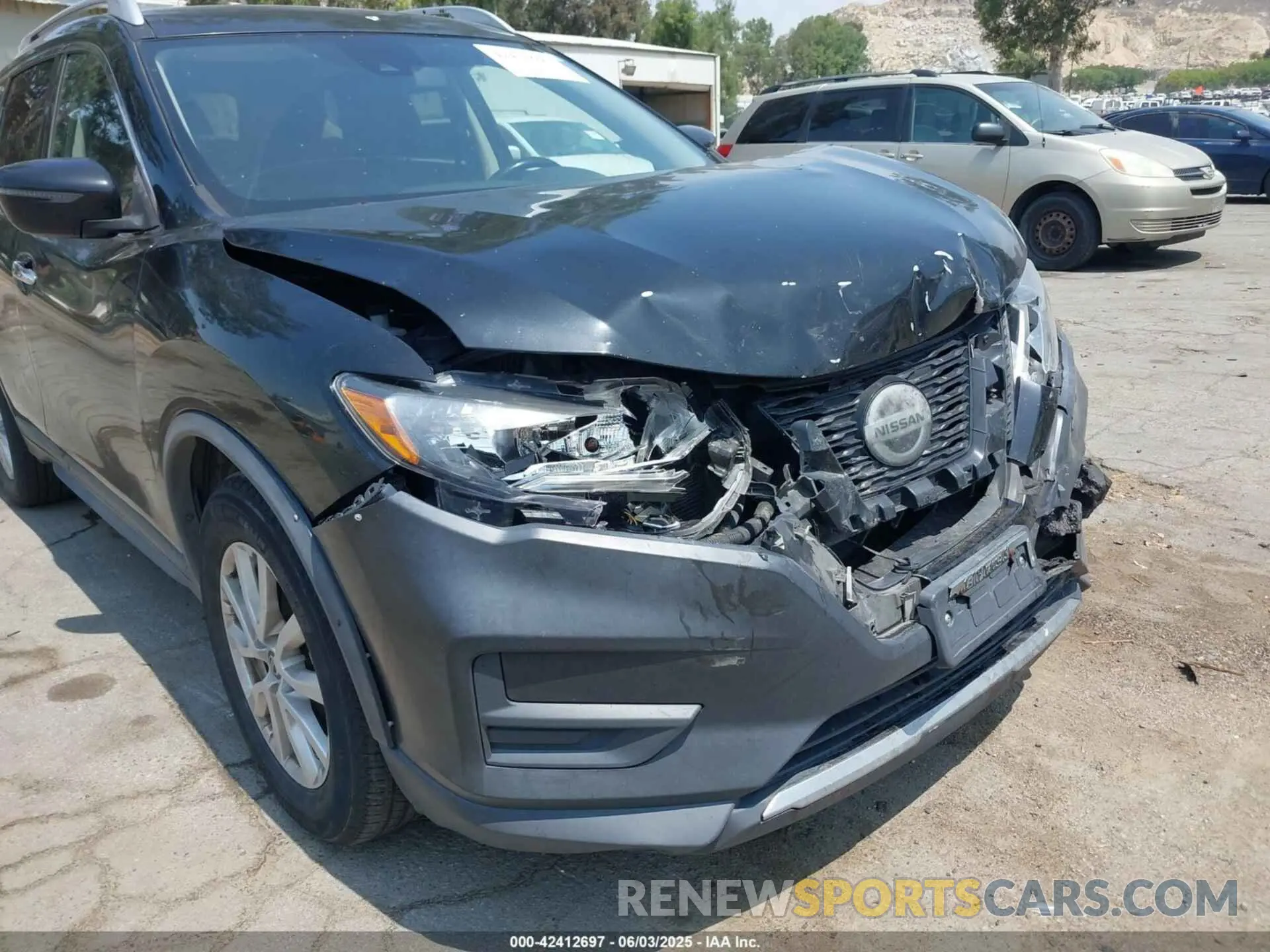 6 Photograph of a damaged car KNMAT2MT5KP529742 NISSAN ROGUE 2019