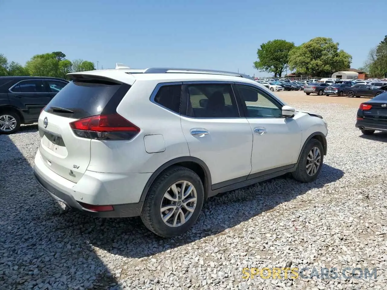 3 Photograph of a damaged car KNMAT2MT5KP541020 NISSAN ROGUE 2019