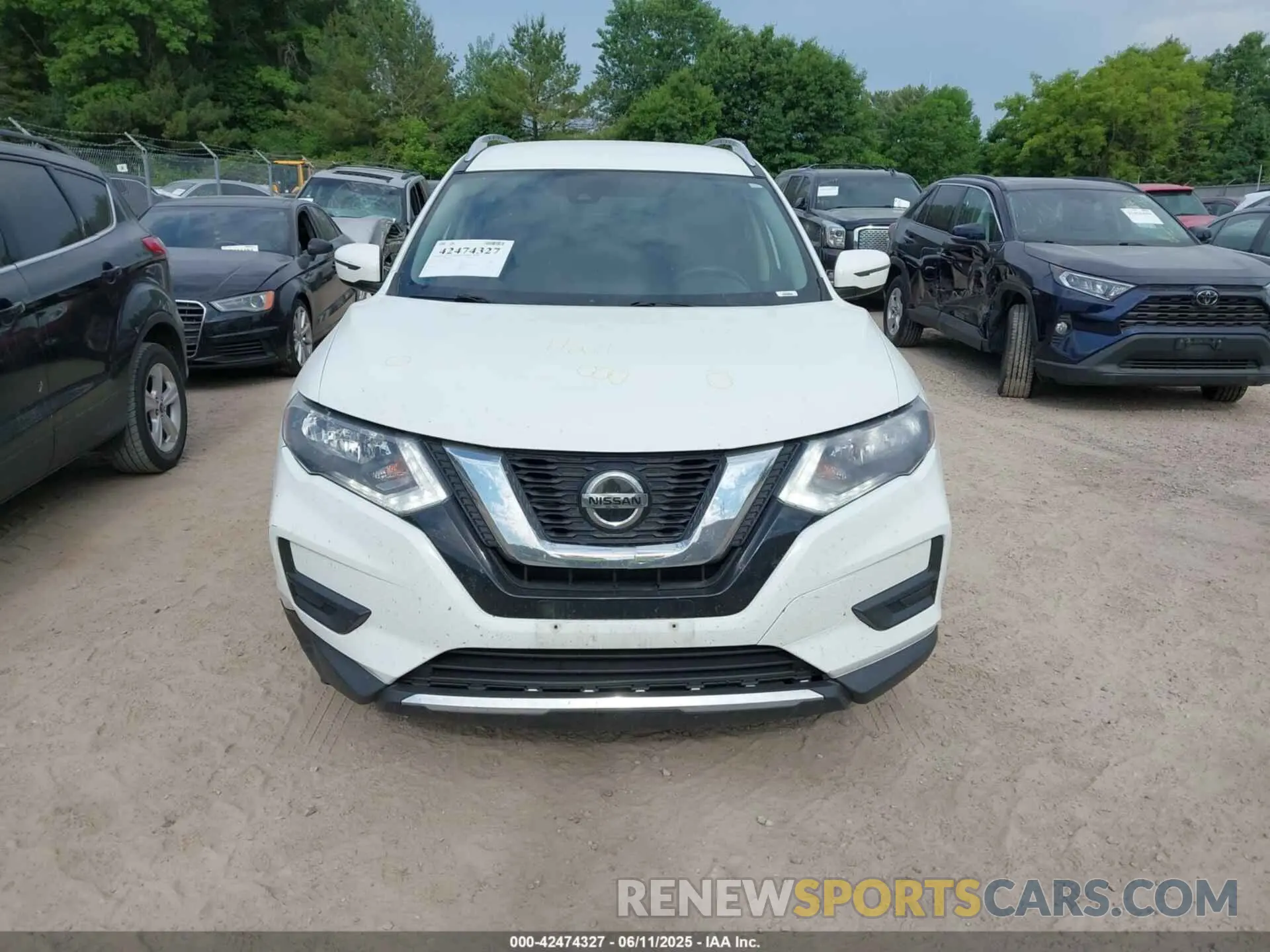 12 Photograph of a damaged car KNMAT2MT5KP543348 NISSAN ROGUE 2019