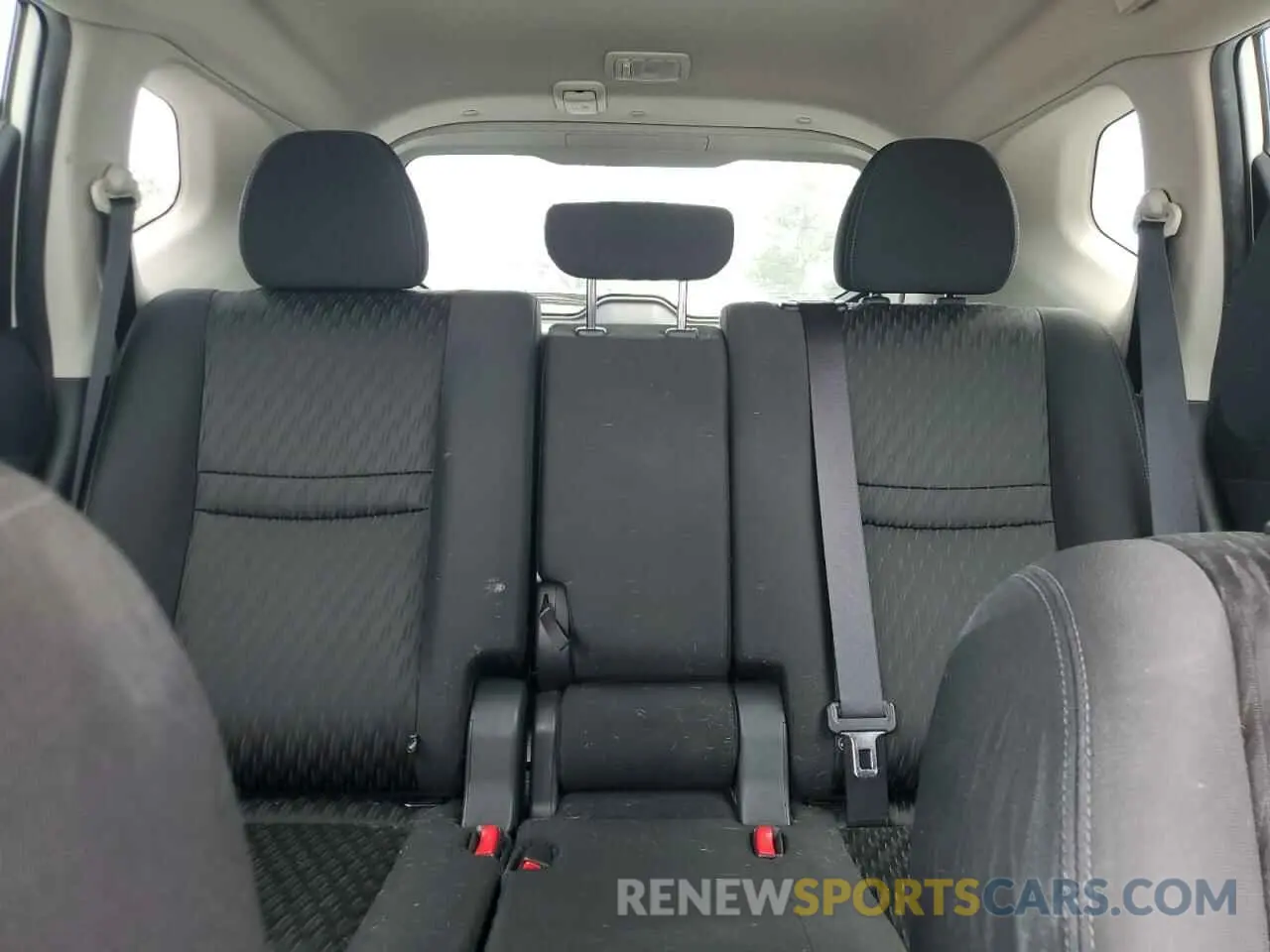 10 Photograph of a damaged car KNMAT2MT5KP544712 NISSAN ROGUE 2019