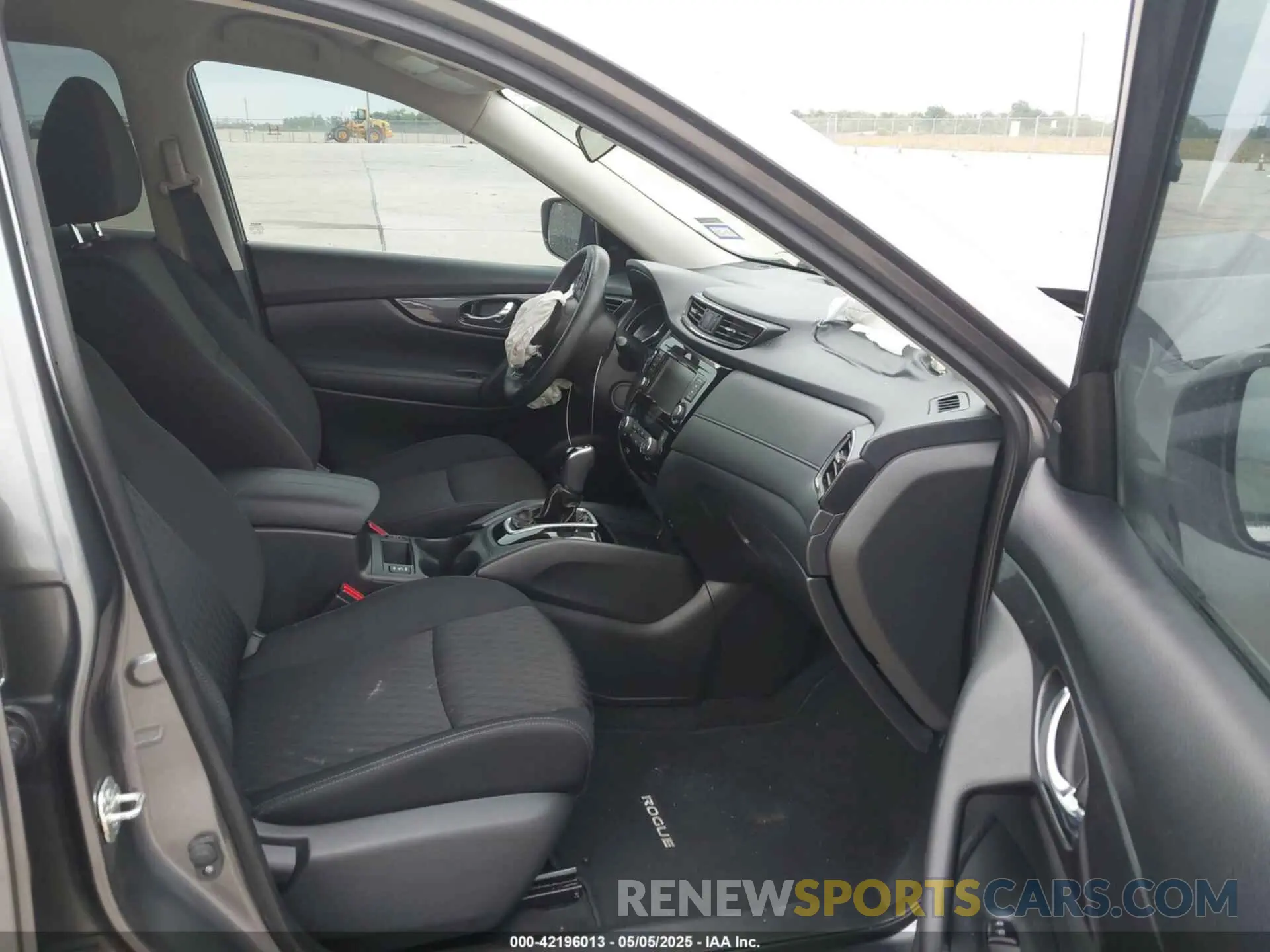 5 Photograph of a damaged car KNMAT2MT5KP559355 NISSAN ROGUE 2019
