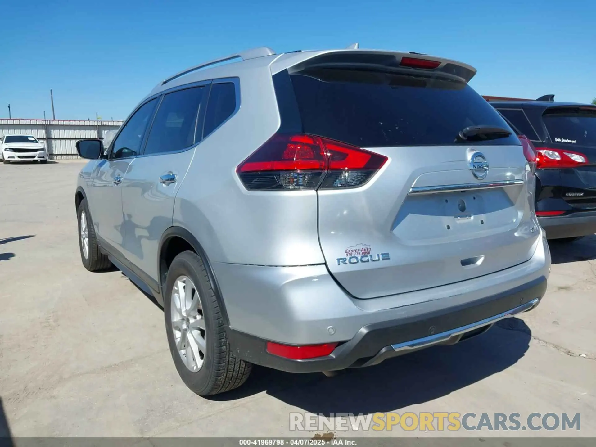 3 Photograph of a damaged car KNMAT2MT6KP539096 NISSAN ROGUE 2019