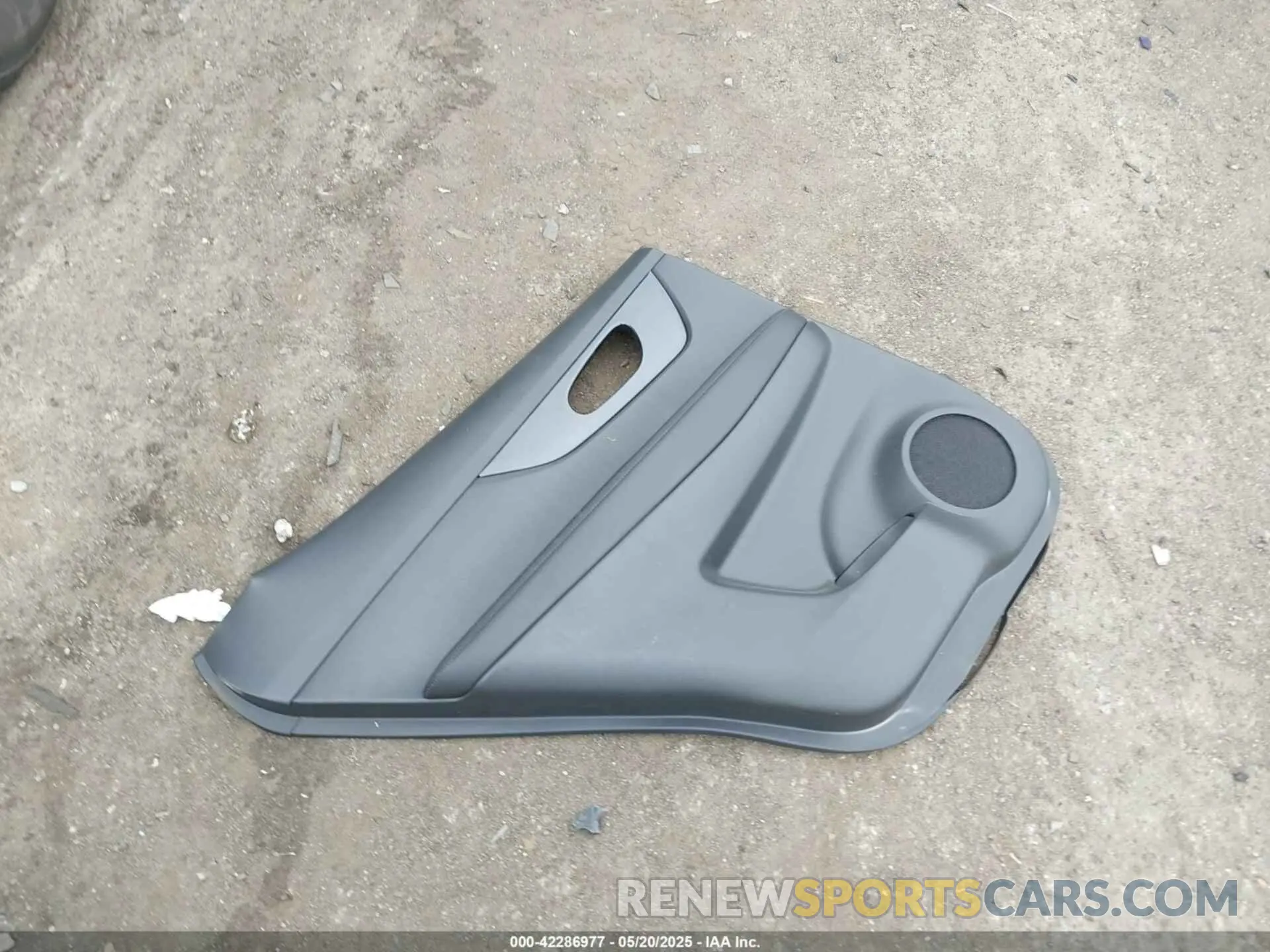 12 Photograph of a damaged car KNMAT2MT7KP500047 NISSAN ROGUE 2019