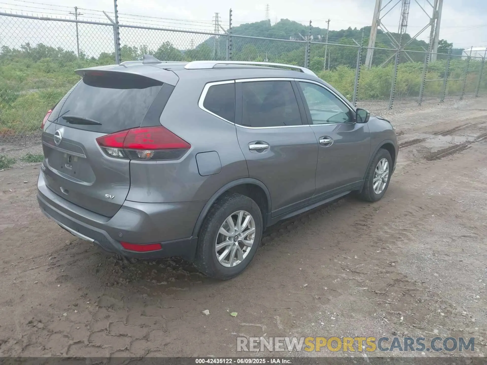 4 Photograph of a damaged car KNMAT2MT7KP560345 NISSAN ROGUE 2019