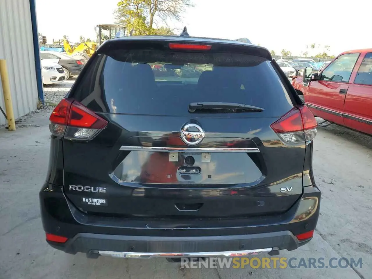 6 Photograph of a damaged car KNMAT2MT8KP501563 NISSAN ROGUE 2019