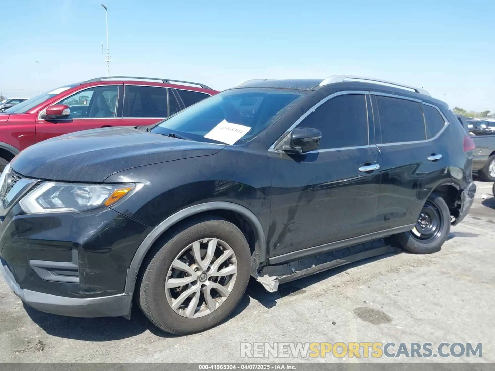 18 Photograph of a damaged car KNMAT2MT8KP506083 NISSAN ROGUE 2019