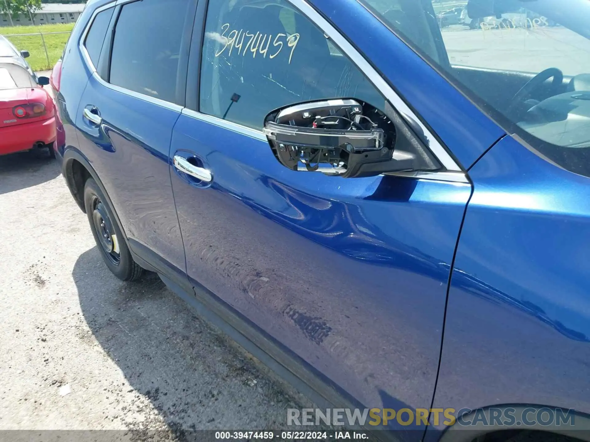 19 Photograph of a damaged car KNMAT2MT8KP506715 NISSAN ROGUE 2019