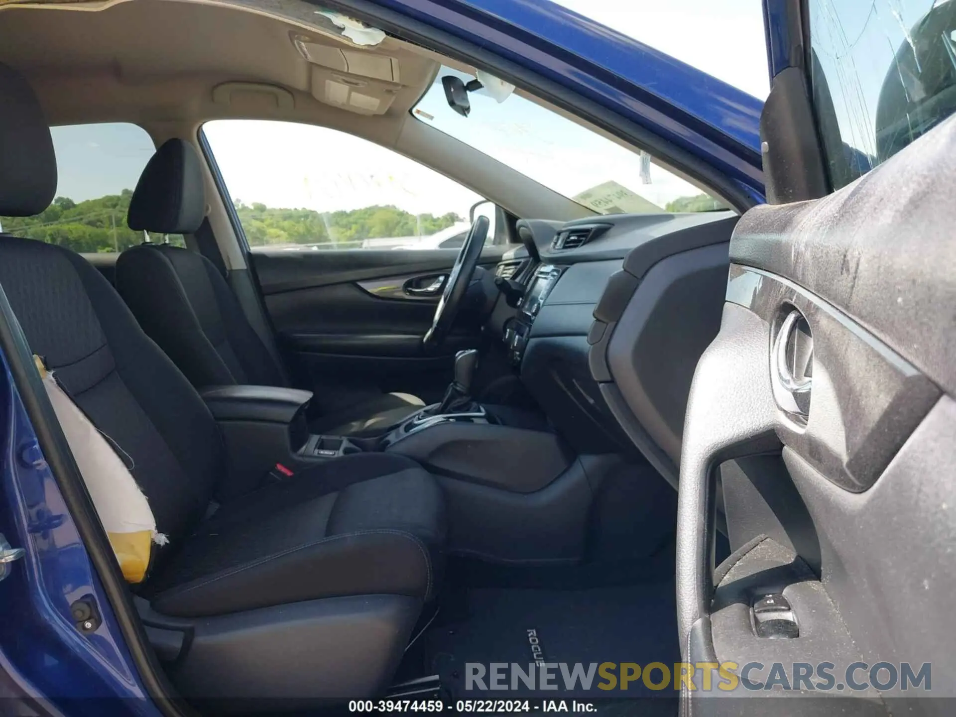 5 Photograph of a damaged car KNMAT2MT8KP506715 NISSAN ROGUE 2019