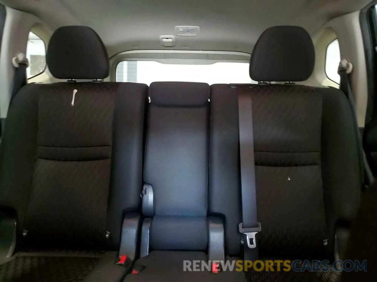 10 Photograph of a damaged car KNMAT2MT8KP524437 NISSAN ROGUE 2019