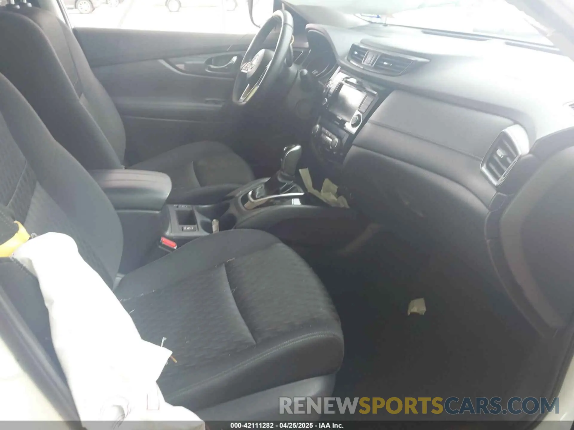 5 Photograph of a damaged car KNMAT2MT8KP540489 NISSAN ROGUE 2019