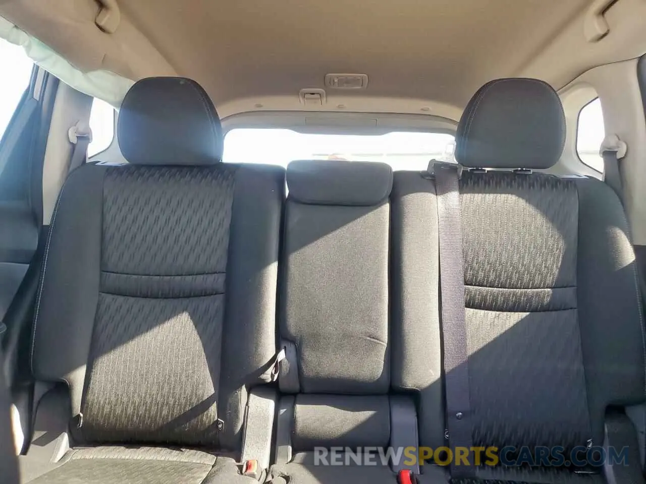 10 Photograph of a damaged car KNMAT2MT8KP554196 NISSAN ROGUE 2019