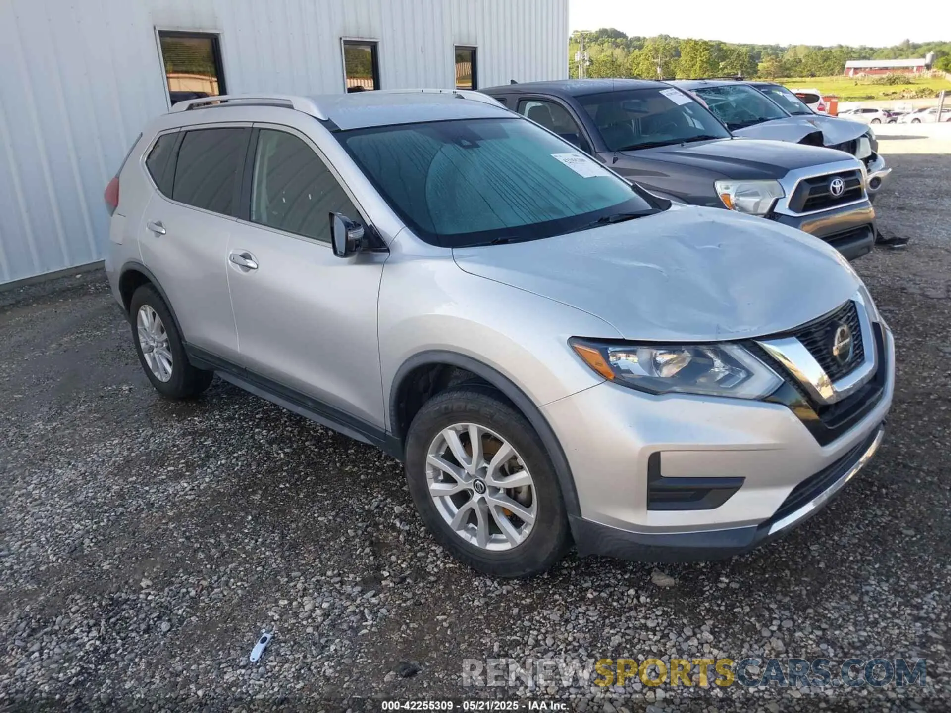 1 Photograph of a damaged car KNMAT2MT9KP542963 NISSAN ROGUE 2019