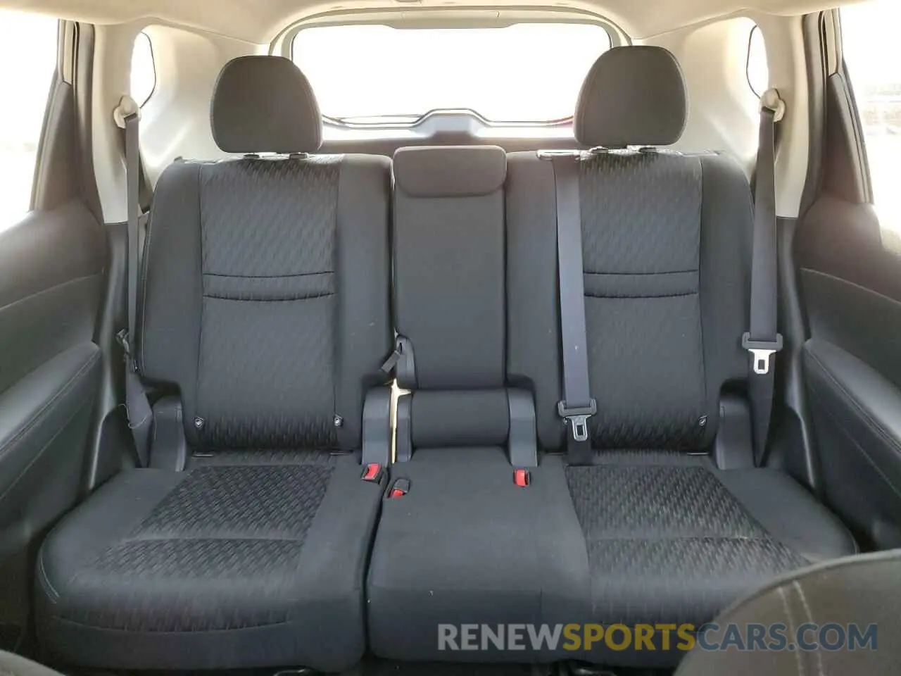 10 Photograph of a damaged car KNMAT2MT9KP543000 NISSAN ROGUE 2019