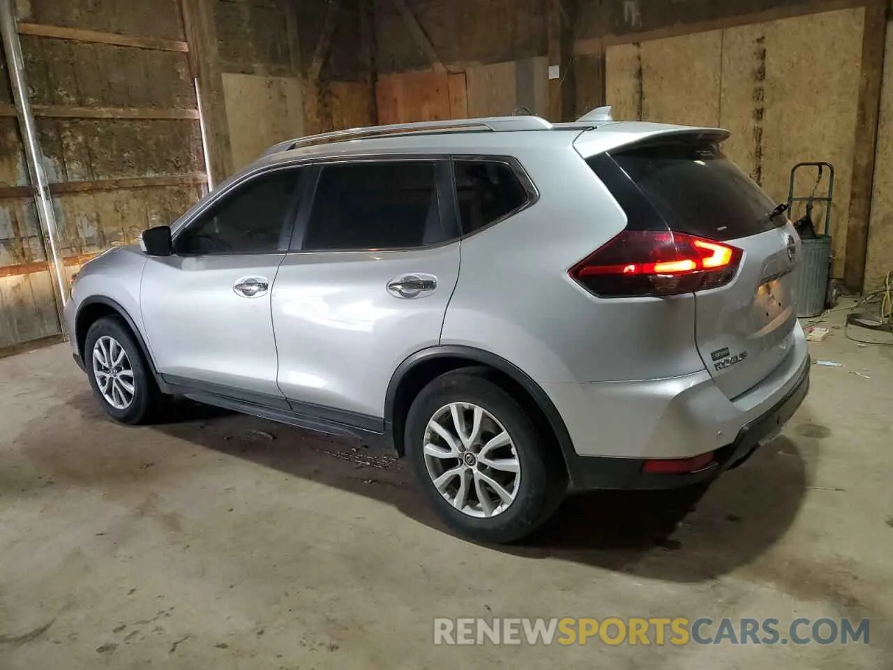 2 Photograph of a damaged car KNMAT2MTXKP503301 NISSAN ROGUE 2019