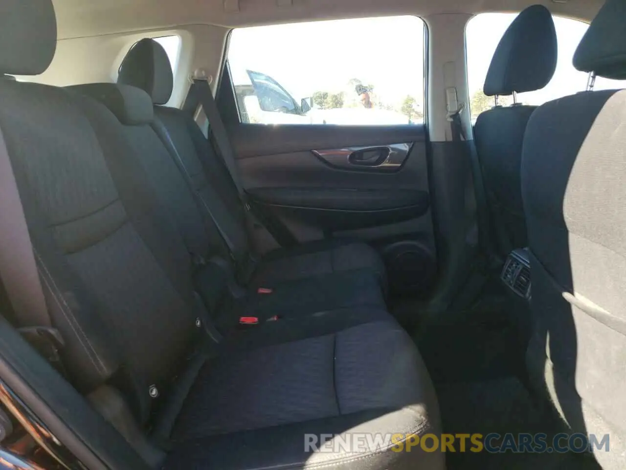 11 Photograph of a damaged car KNMAT2MTXKP555186 NISSAN ROGUE 2019