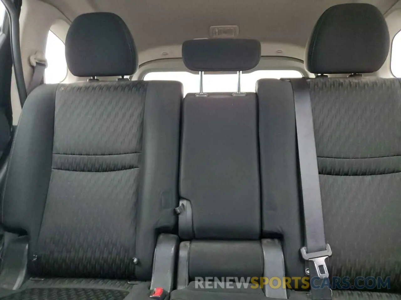 10 Photograph of a damaged car KNMAT2MV0KP516141 NISSAN ROGUE 2019