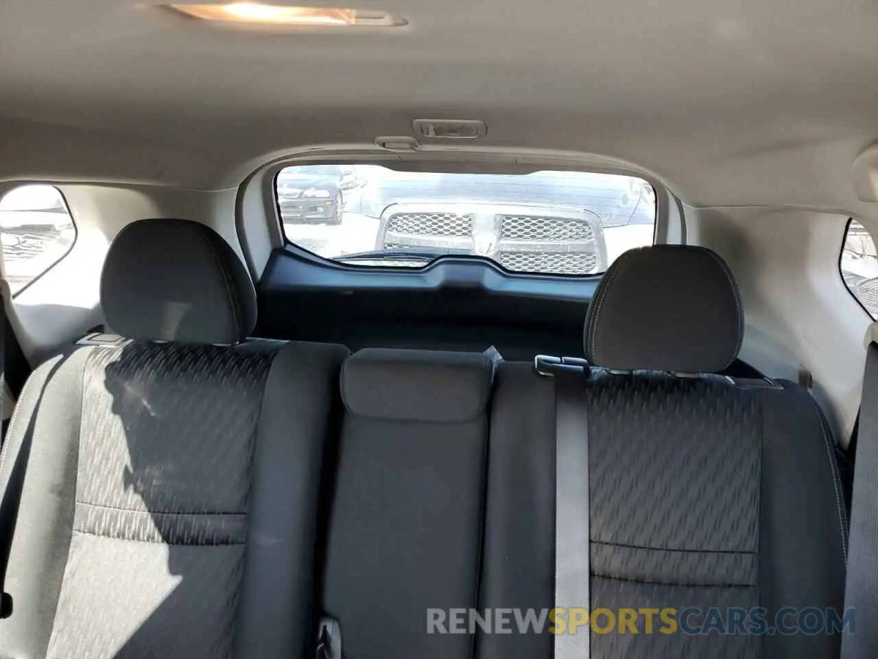 10 Photograph of a damaged car KNMAT2MV0KP529990 NISSAN ROGUE 2019