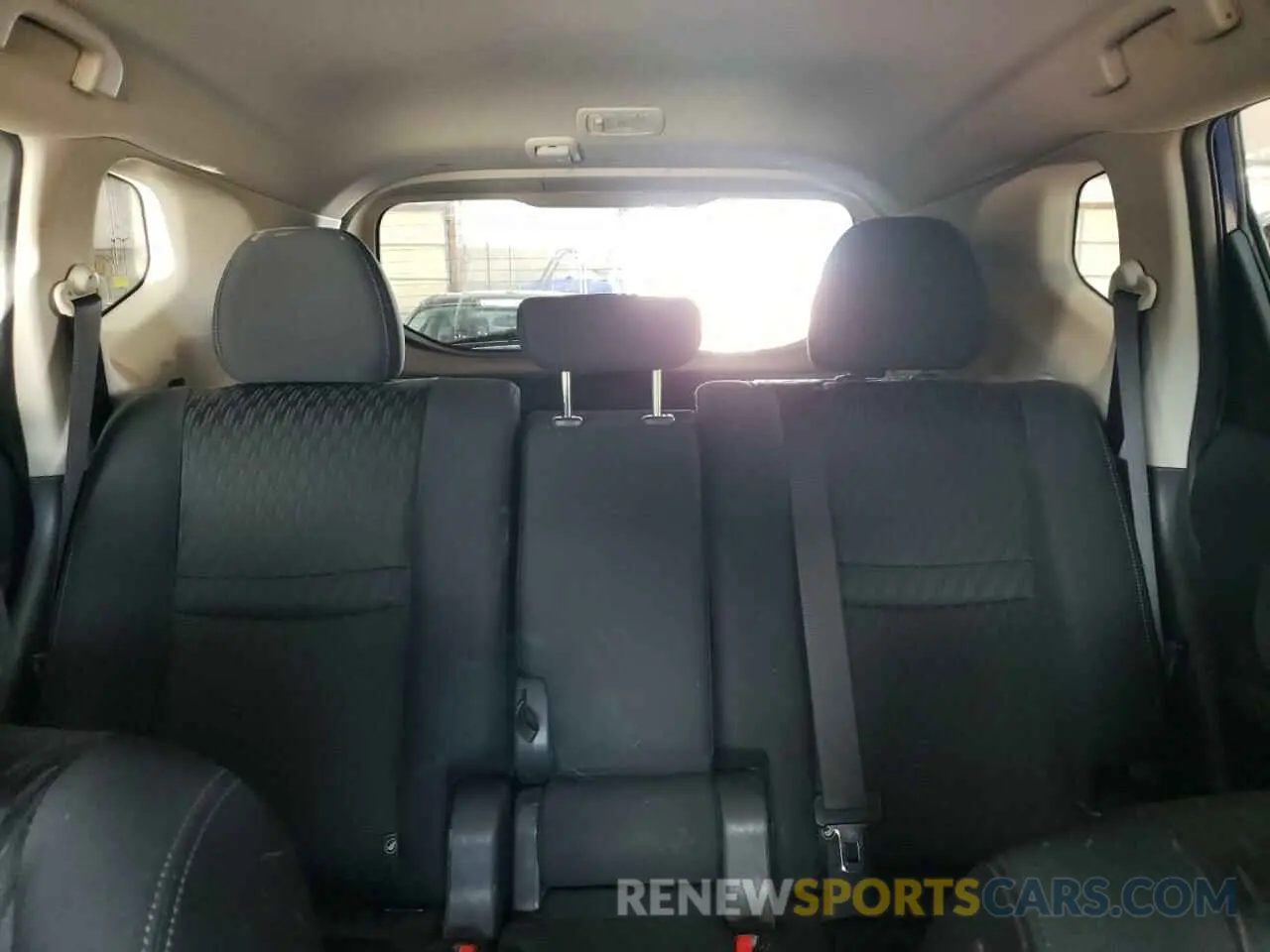 10 Photograph of a damaged car KNMAT2MV0KP534834 NISSAN ROGUE 2019
