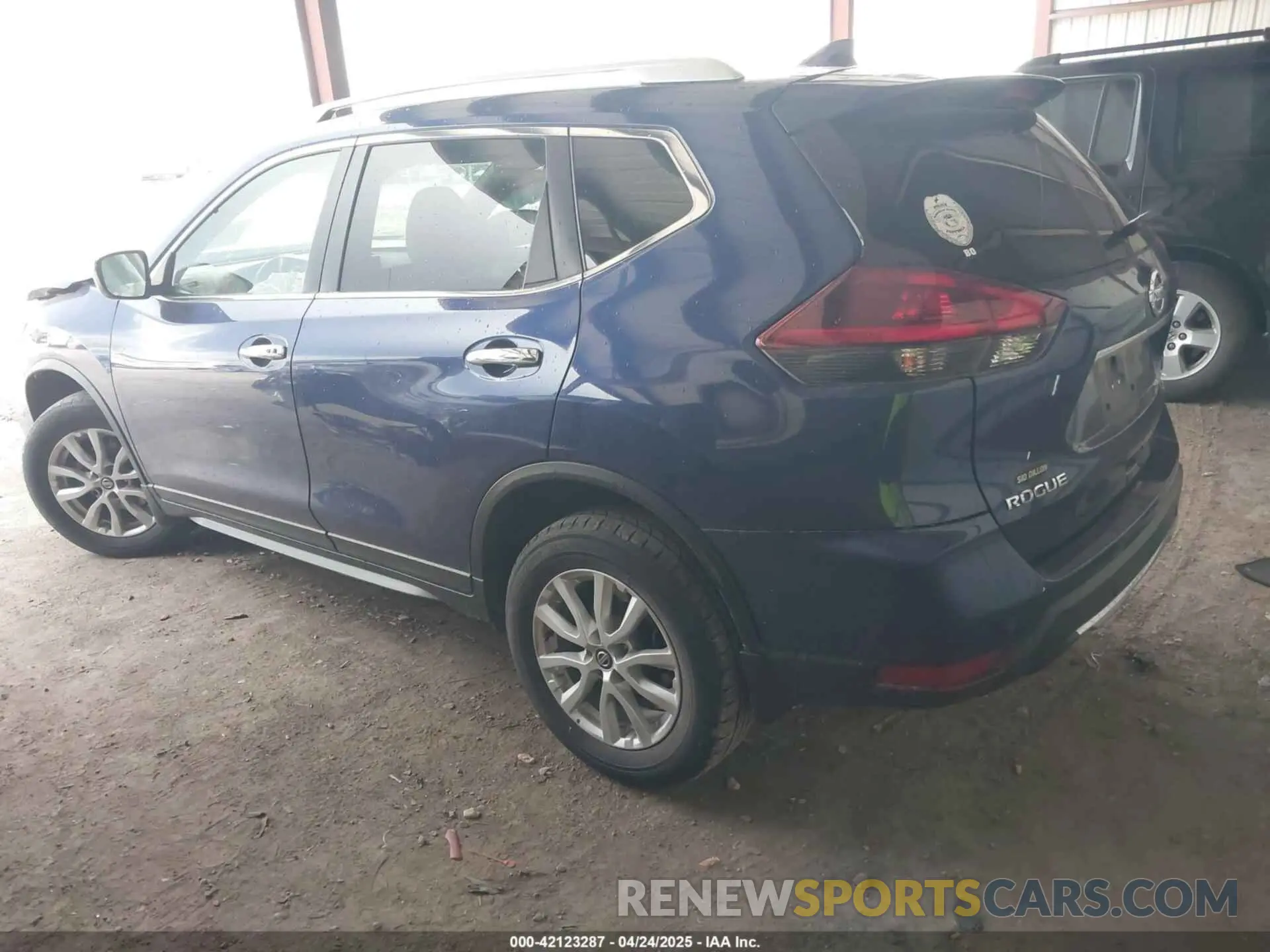 3 Photograph of a damaged car KNMAT2MV0KP536910 NISSAN ROGUE 2019