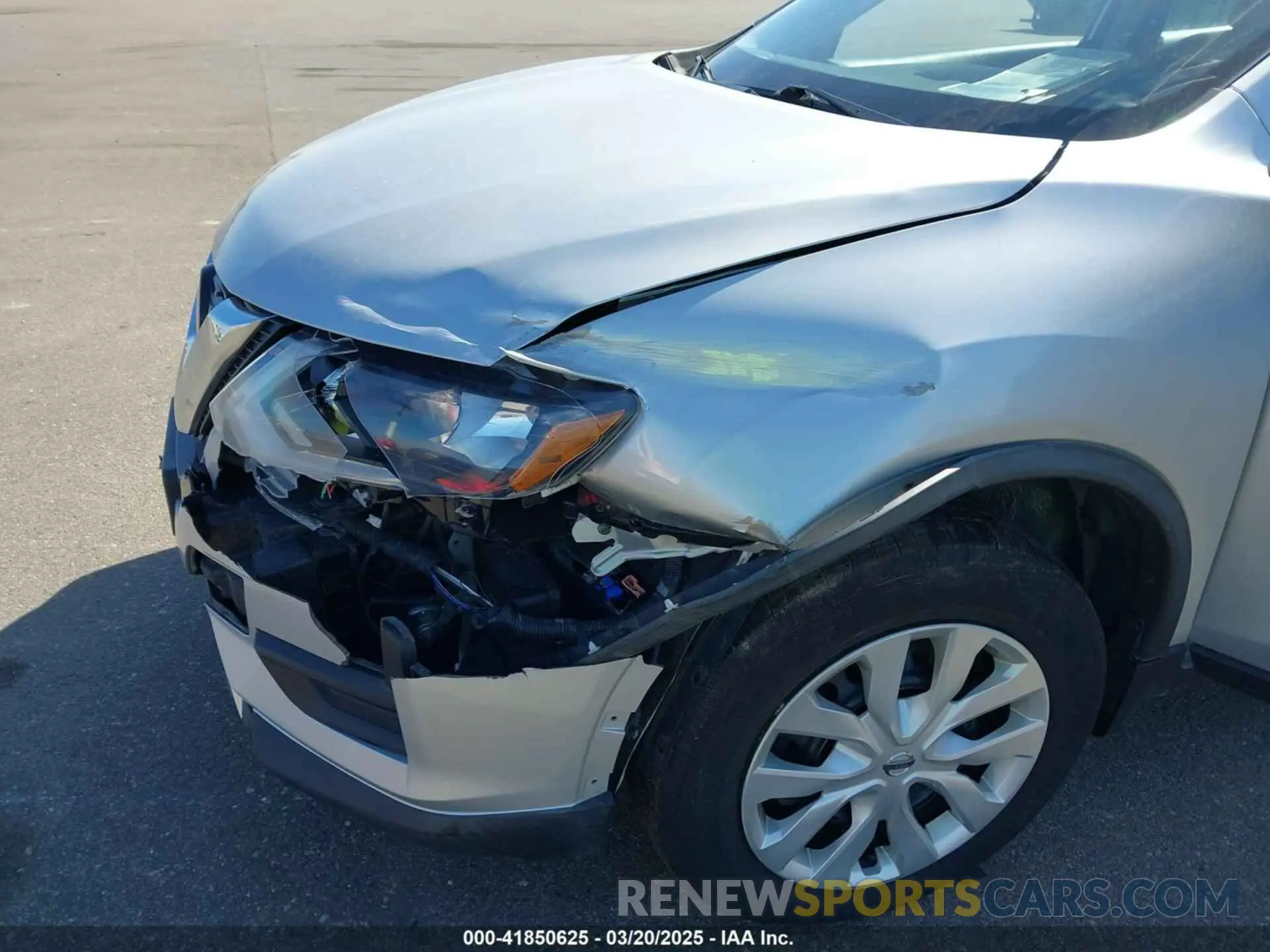 6 Photograph of a damaged car KNMAT2MV0KP537250 NISSAN ROGUE 2019