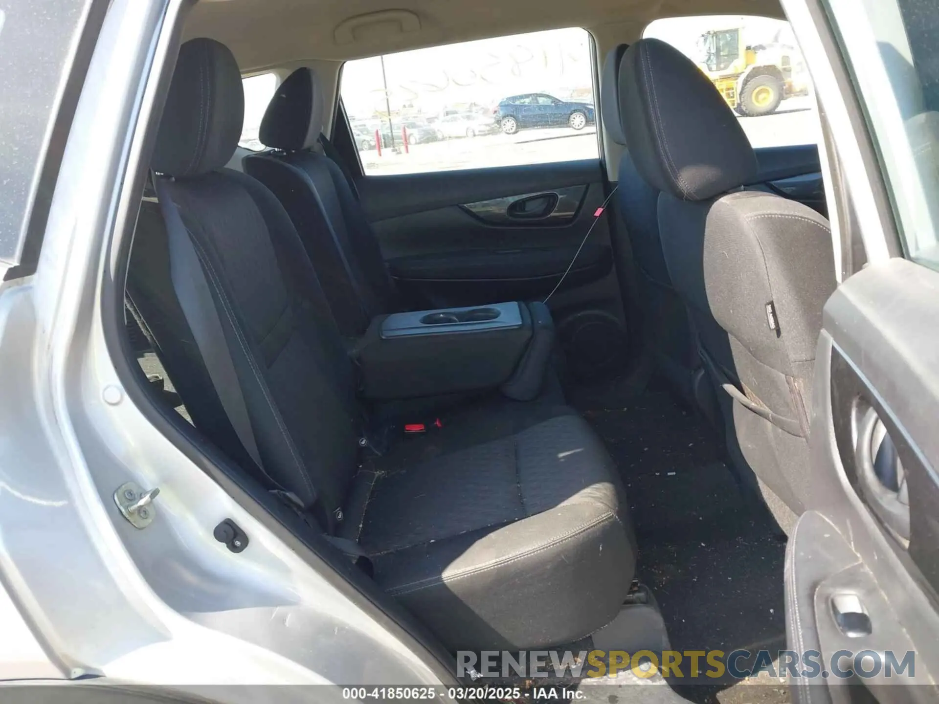 8 Photograph of a damaged car KNMAT2MV0KP537250 NISSAN ROGUE 2019