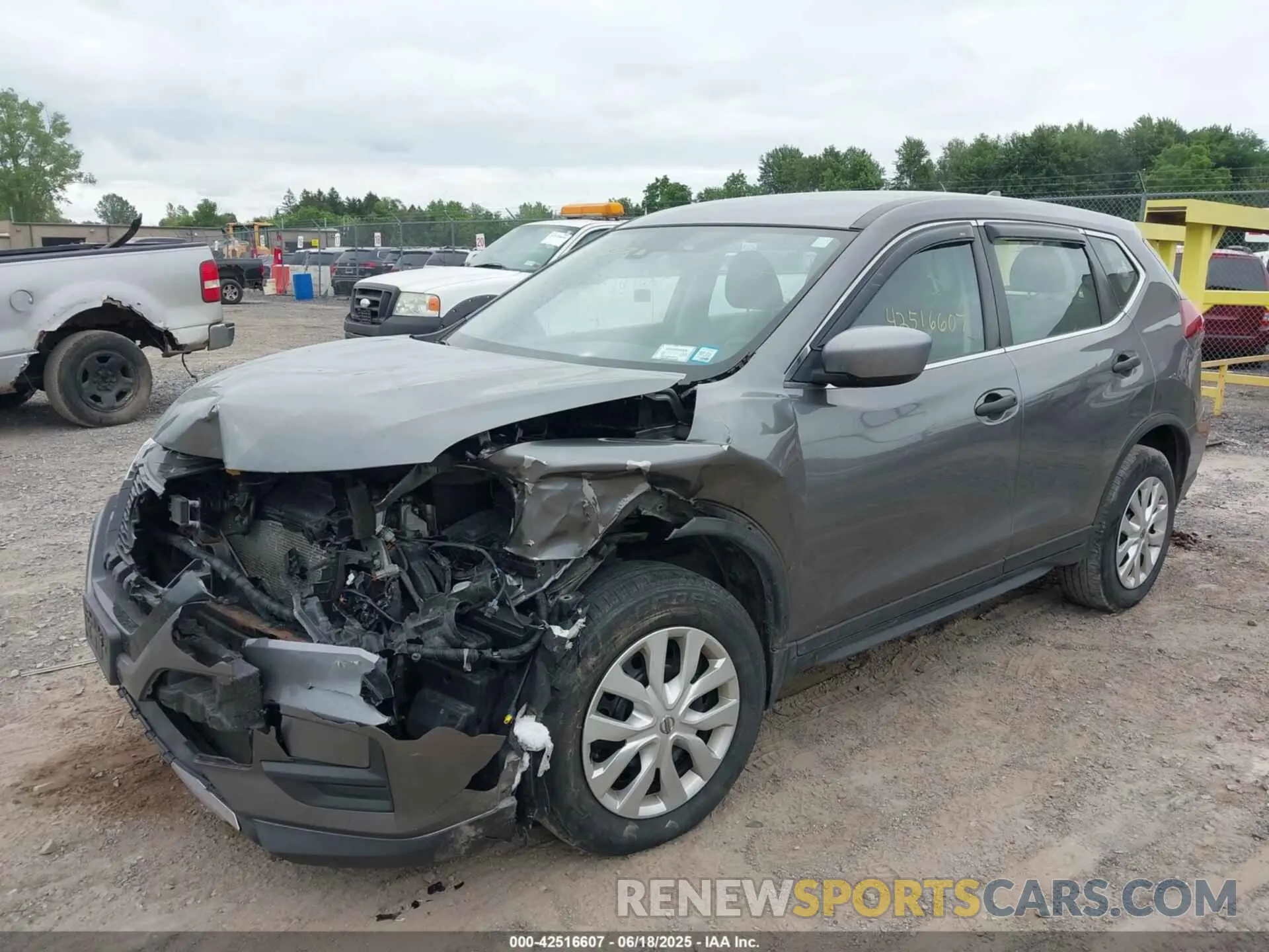 2 Photograph of a damaged car KNMAT2MV0KP538012 NISSAN ROGUE 2019