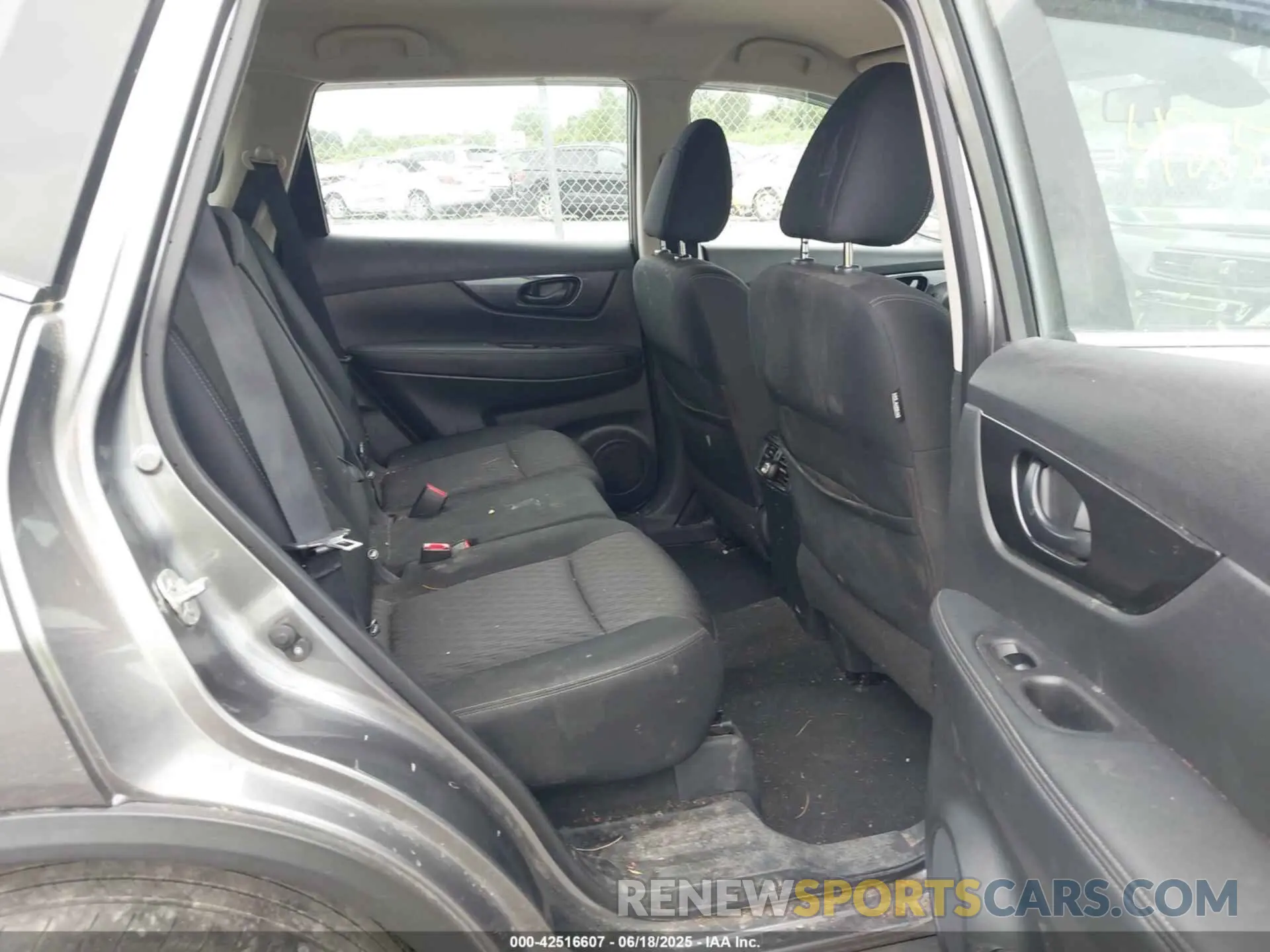 8 Photograph of a damaged car KNMAT2MV0KP538012 NISSAN ROGUE 2019