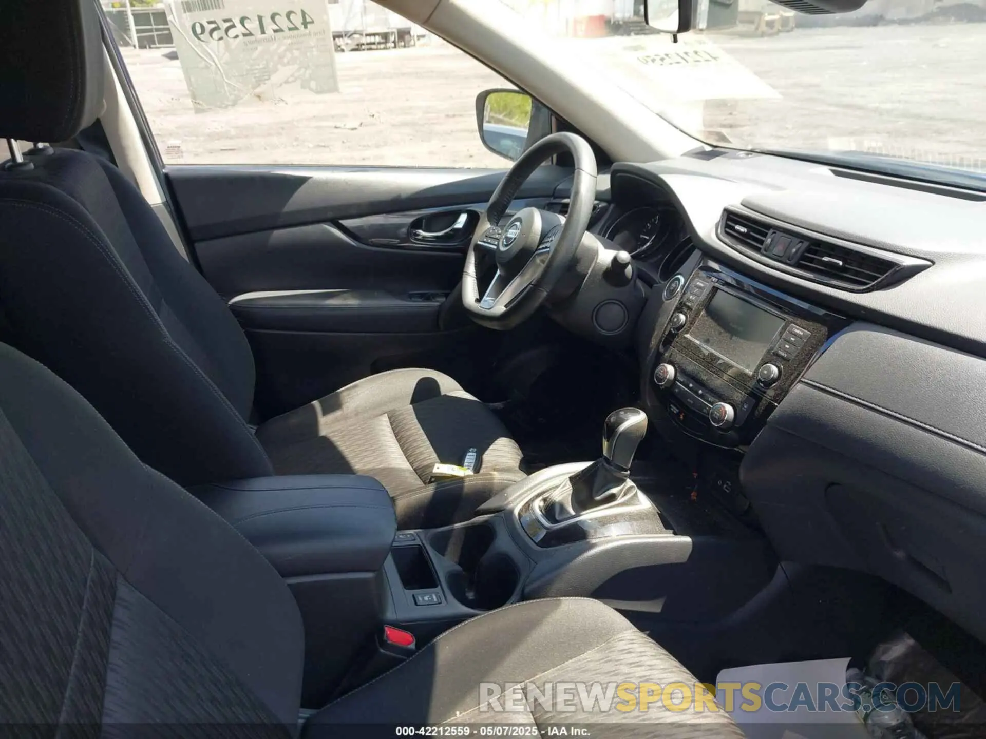 5 Photograph of a damaged car KNMAT2MV0KP539273 NISSAN ROGUE 2019