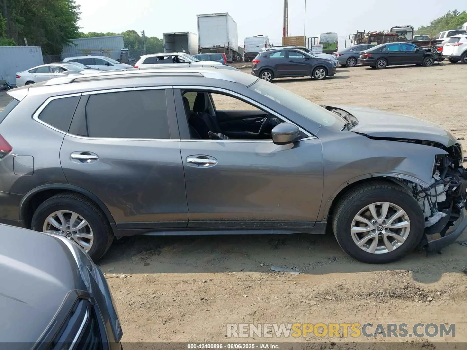14 Photograph of a damaged car KNMAT2MV0KP542772 NISSAN ROGUE 2019