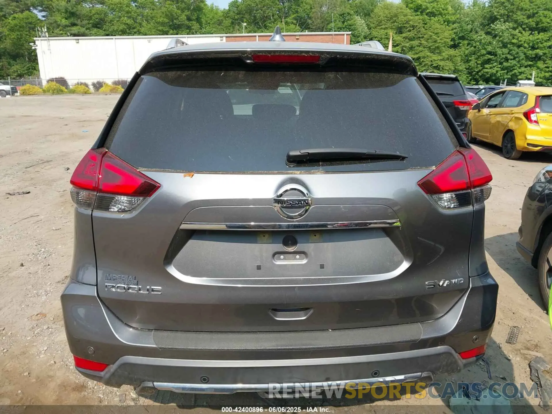 17 Photograph of a damaged car KNMAT2MV0KP542772 NISSAN ROGUE 2019
