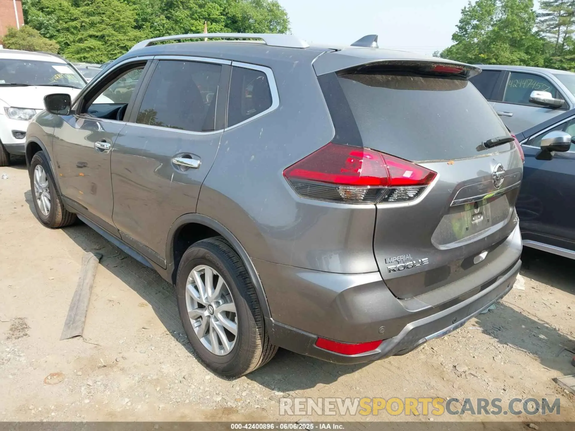 3 Photograph of a damaged car KNMAT2MV0KP542772 NISSAN ROGUE 2019