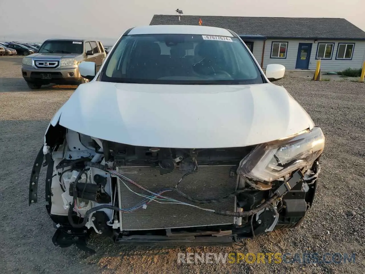 5 Photograph of a damaged car KNMAT2MV0KP548040 NISSAN ROGUE 2019
